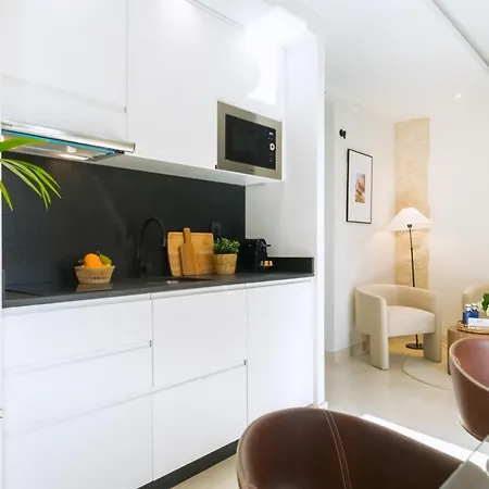 Luxurious Duplex 2bd 2bth Over Casa Pilatos * 塞维利亚