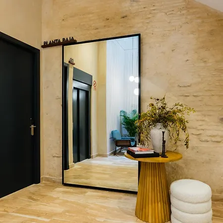Luxurious Duplex 2bd 2bth Over Casa Pilatos 公寓