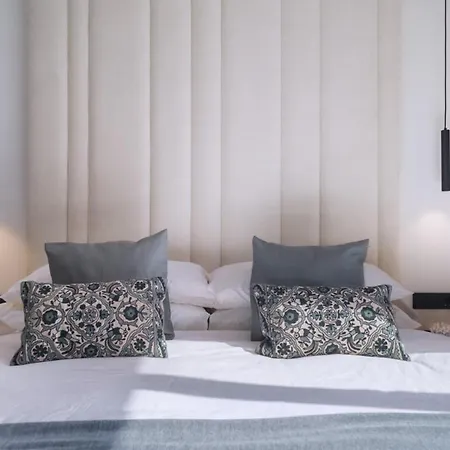 Luxurious Duplex 2bd 2bth Over Casa Pilatos Apartamento *