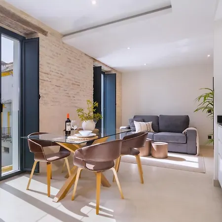 Luxurious Duplex 2bd 2bth Over Casa Pilatos Apartamento *